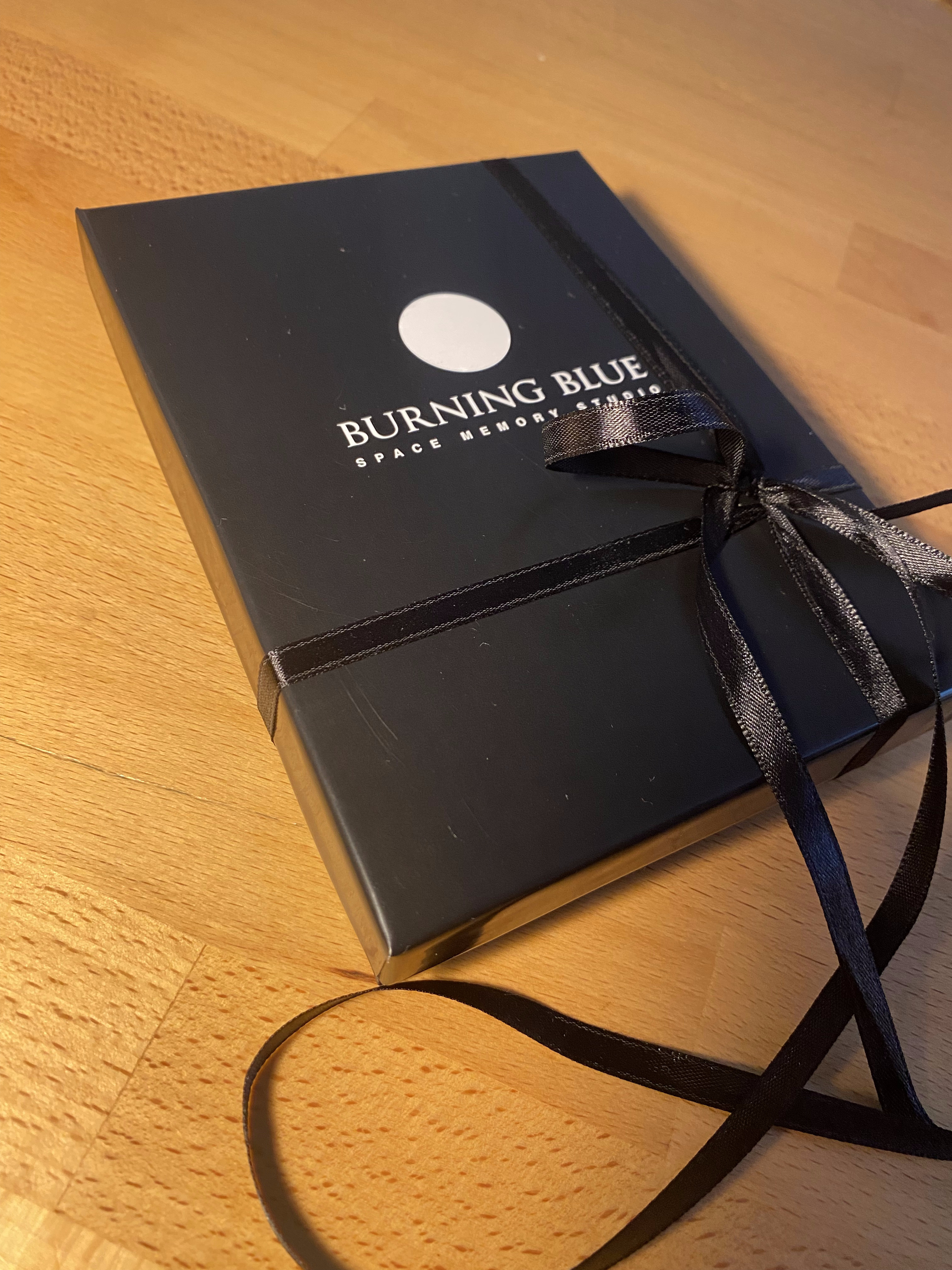 Écrin et packaging BURNING BLUE